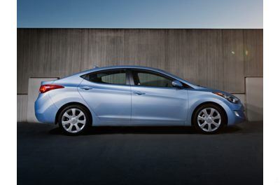 Hyundai Can’t Keep Up With Demand for 2012 Elantra